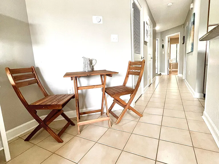 305 Southlake Ct #305 — Photo 8