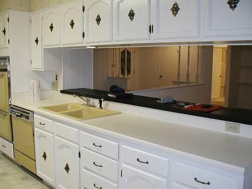 4th image of 4023 BENTWAY DR