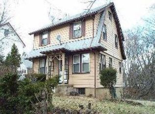 10 Oak Pl, Irvington, NJ 07111