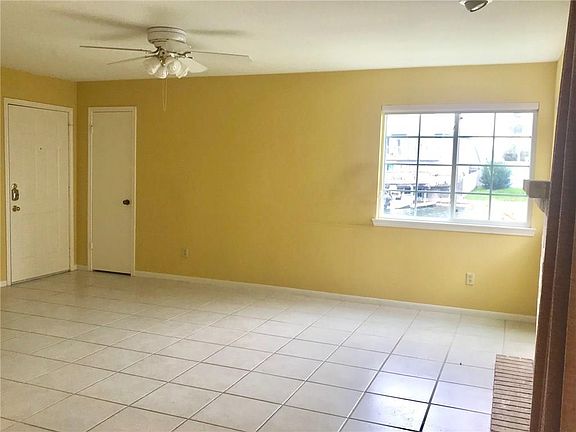 4th image of 15421 Seamount Cay Ct APT 105