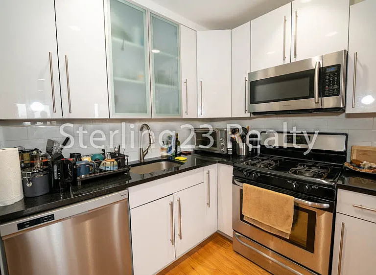 2315 Astoria Blvd #6H — Photo 15
