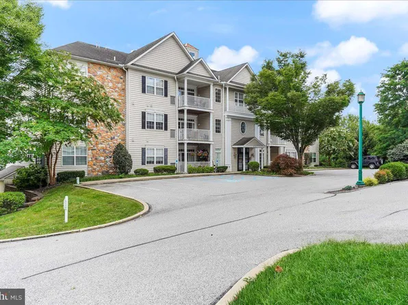 123 Victoria Gardens Dr #A, Kennett Square, PA 19348