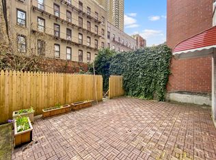 523 W 49th St APT 1C, New York, NY 10019