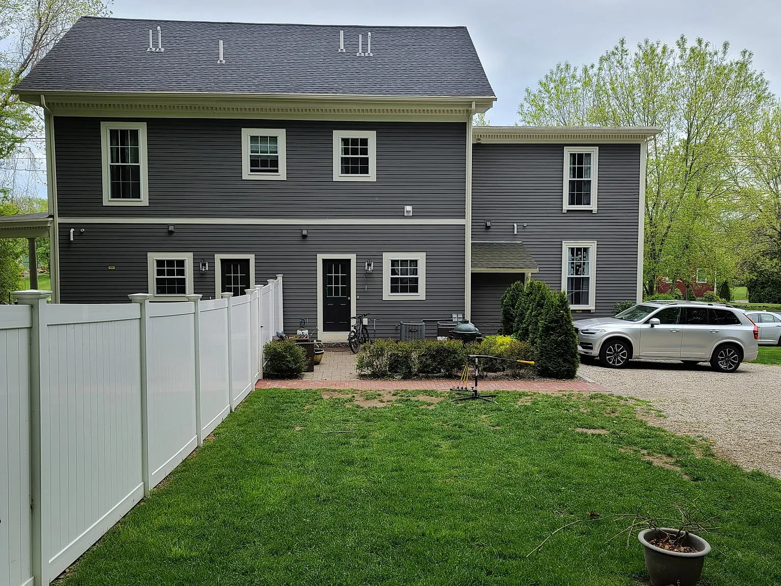 28 Parker St — Photo 4