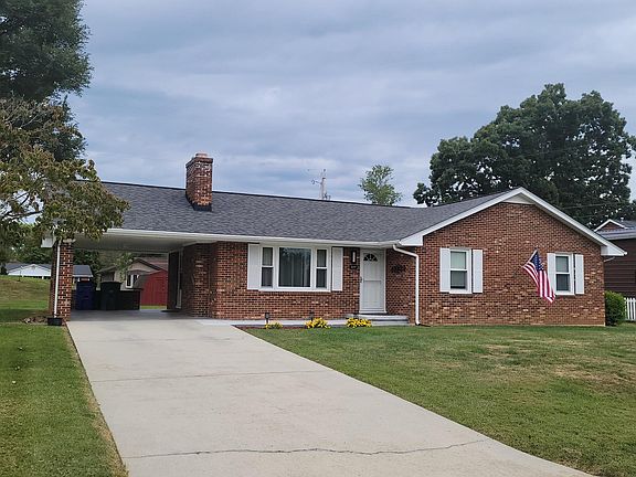 2nd image of 350 Hickory Dr
