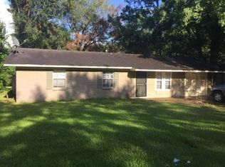 106 E Woodcrest Dr, Jackson, MS 39212