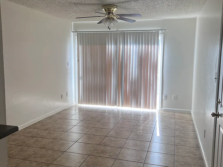Westchester Place Apartments — Photo 17