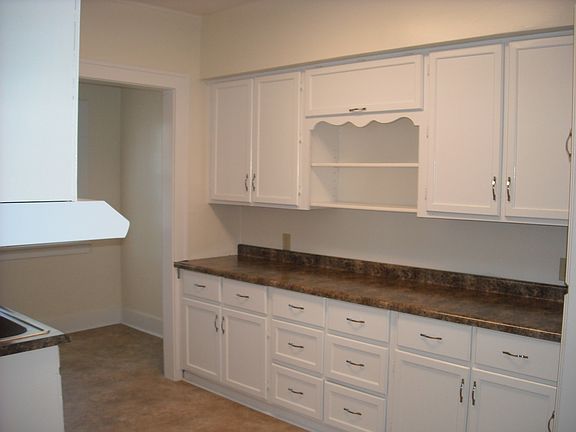 4th image of 811 34th St
