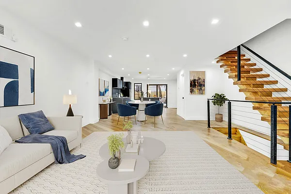 Rented by Hillel Realty Group | media 4