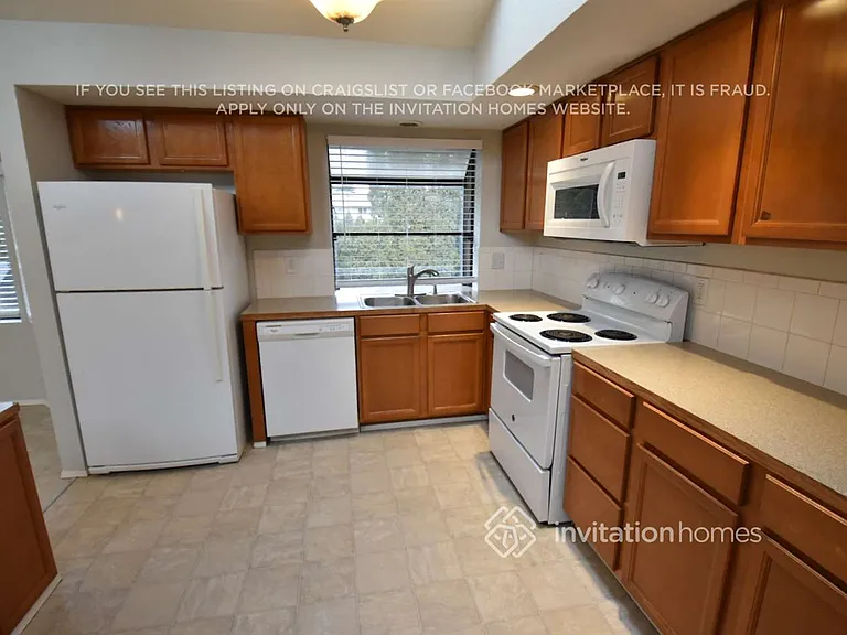 21832 SE 271st Pl — Photo 4