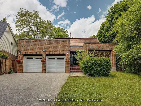 18 Hester Ct, Markham, ON L3T 3K5