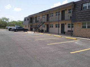 106 Fairway Dr #1, Ozona, TX 76943