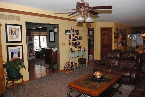3rd image of 16133 Chablis Ln