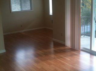 6500 SW Scholls Ferry Rd APT 2, Portland, OR 97223