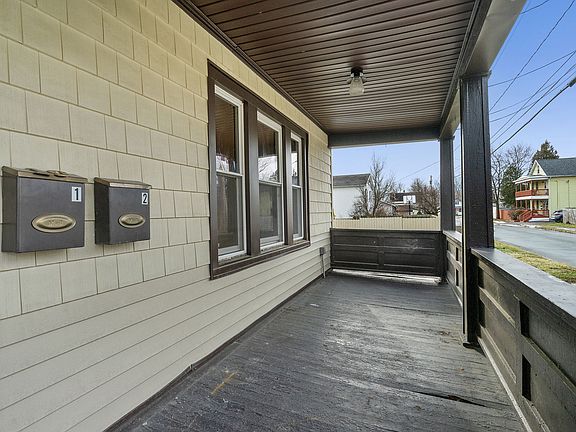 3rd image of 16 Berkley Ave #2