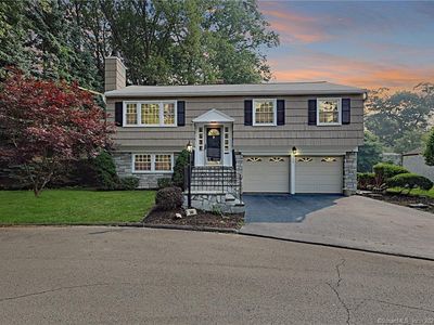 386 Sigwin Drive, Fairfield, CT, 06824