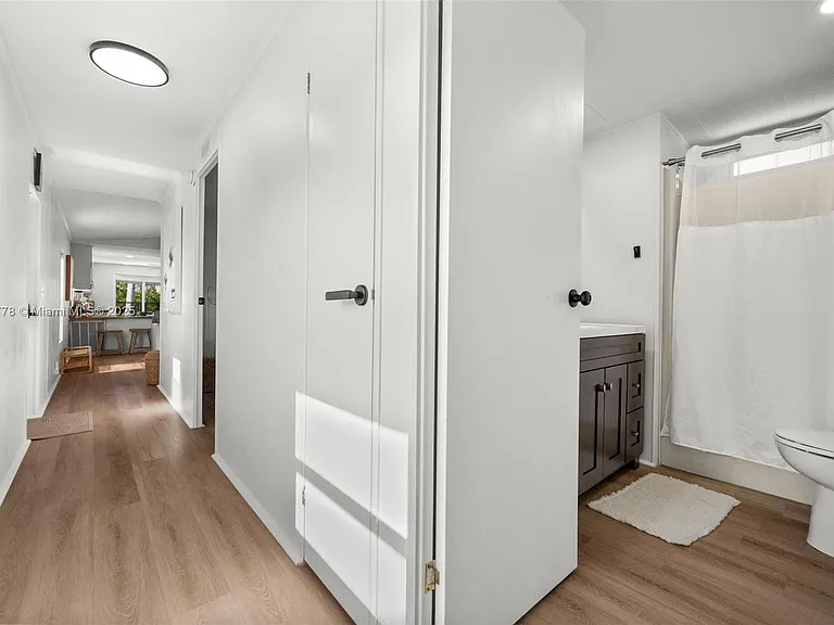 648 Palm Ave E #0 — Photo 21