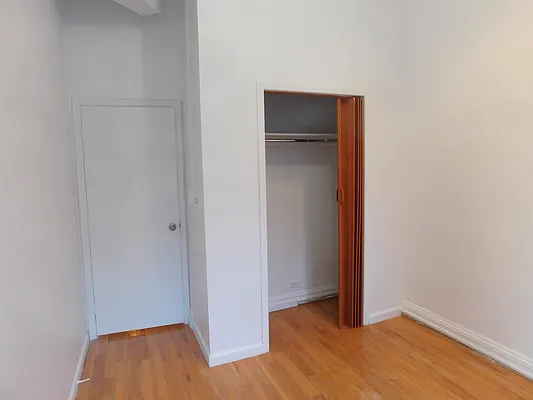 Rented by Oxford Property Group | media 14