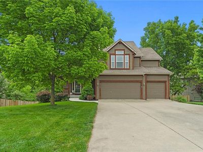8385 Frederick Ct, De Soto, KS, 66018