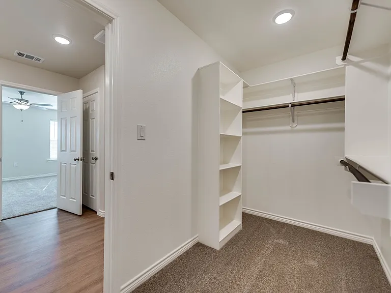 1325 Hogback Way — Photo 21