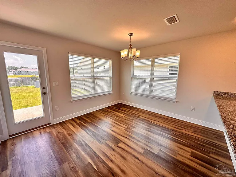 7034 Sonny Dr — Photo 6