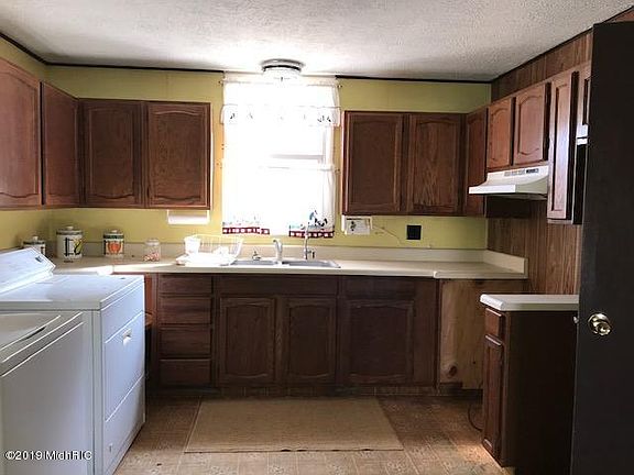 2nd image of 14156 E West Ave