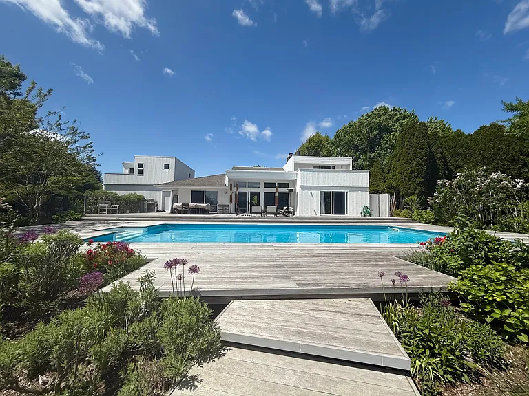 36 Mill Creek Close — Photo 1