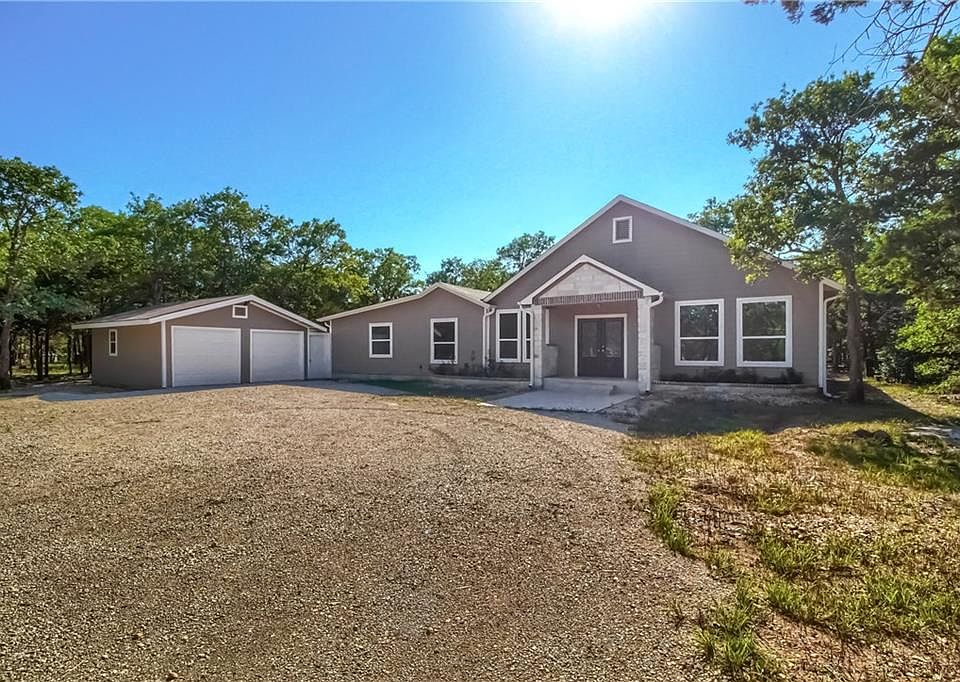 1st image of 114 Lantana Ln