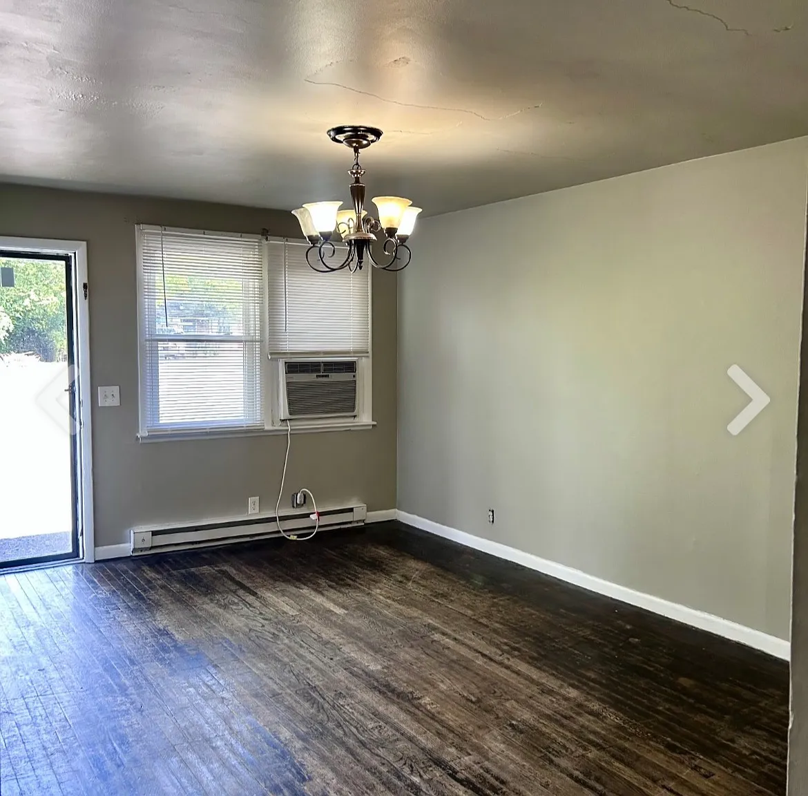 2 bed, 800 sqft, $1,500 — Photo 2