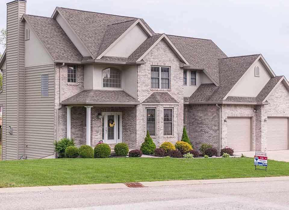 1st image of 848 N Abigail Ln
