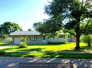 2239 Cochin St, Grand Island, NE 68801