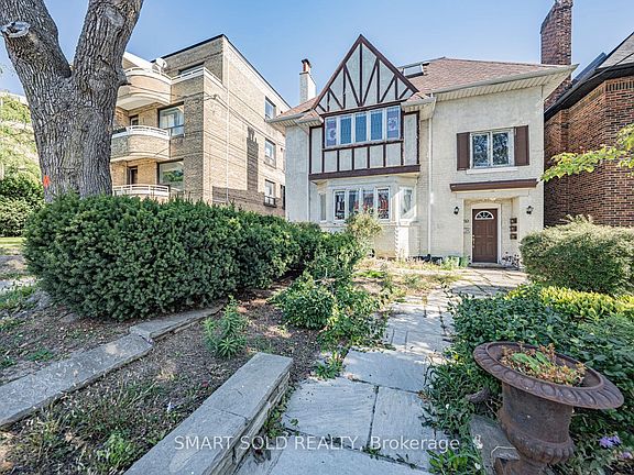 2nd image of 889 Avenue Rd