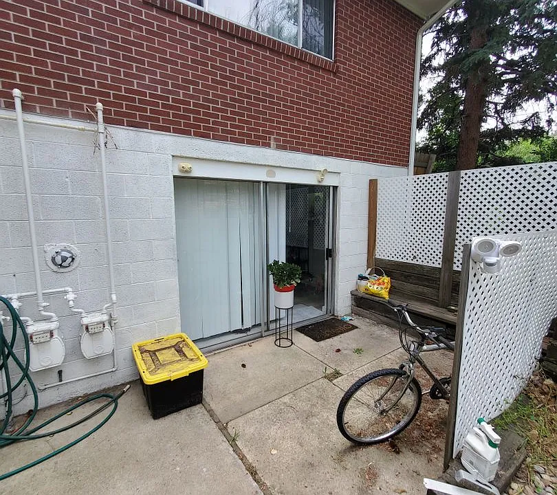 Alpine Ave (Triplex)