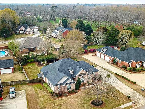 2nd image of 102 Wieland Dr