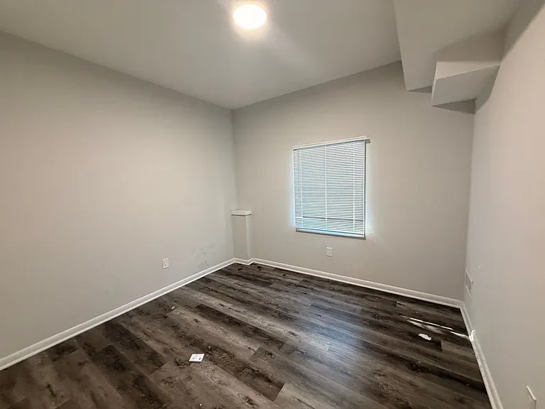 3684 Park Ave — Photo 20