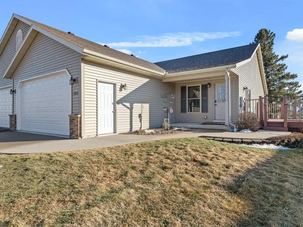 205 Park Dr, Lewiston, MN 55952