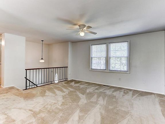 5th image of 5432 Split Rock Dr