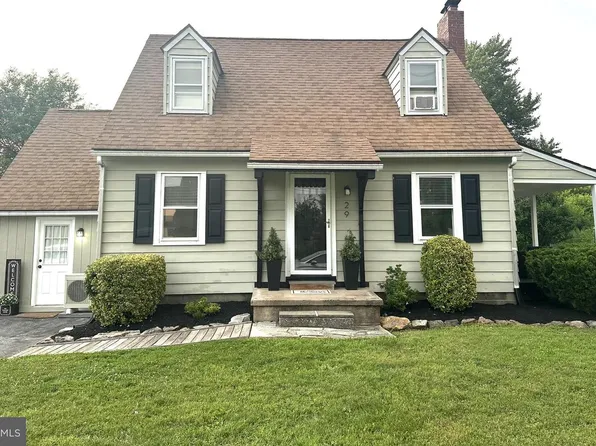 29 Washington Ln, Coatesville, PA 19320