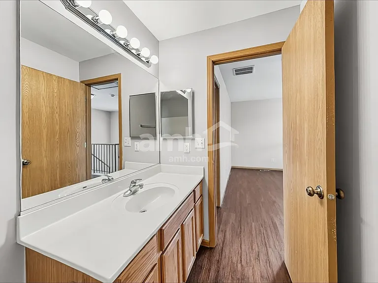 21555 Fulton Ct — Photo 15