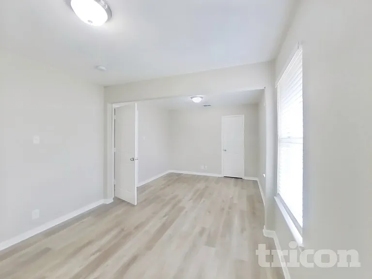 1714 Coxwold Ct — Photo 13