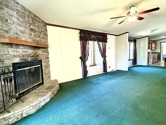4th image of 315 Circle Dr