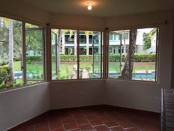Coffe Table area