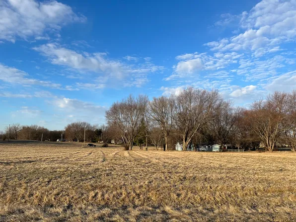 467 Lake Wildwood Dr, Varna, IL 61375