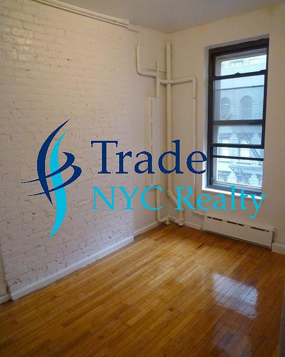2nd image of 501 E 73rd St APT 4D