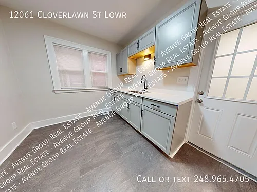 12061 Cloverlawn St Photo 1