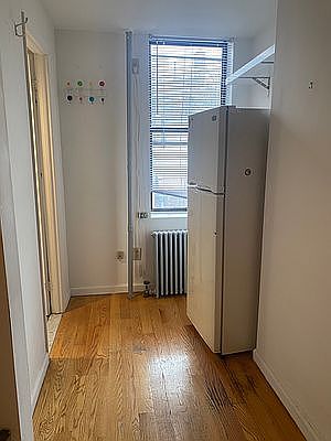 3rd image of 517 E 12th St APT 10