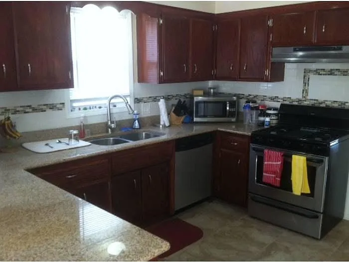 Kitchen - 3338 N Kilpatrick Ave #1
