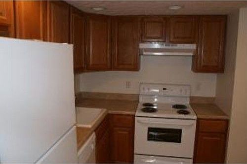 4th image of 5426 Worth Forest Pl