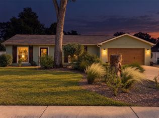 2108 Siloam Springs Dr, Dover, FL 33527