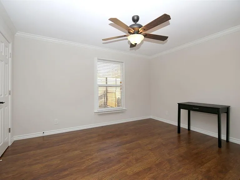 5501 Aspen St — Photo 17